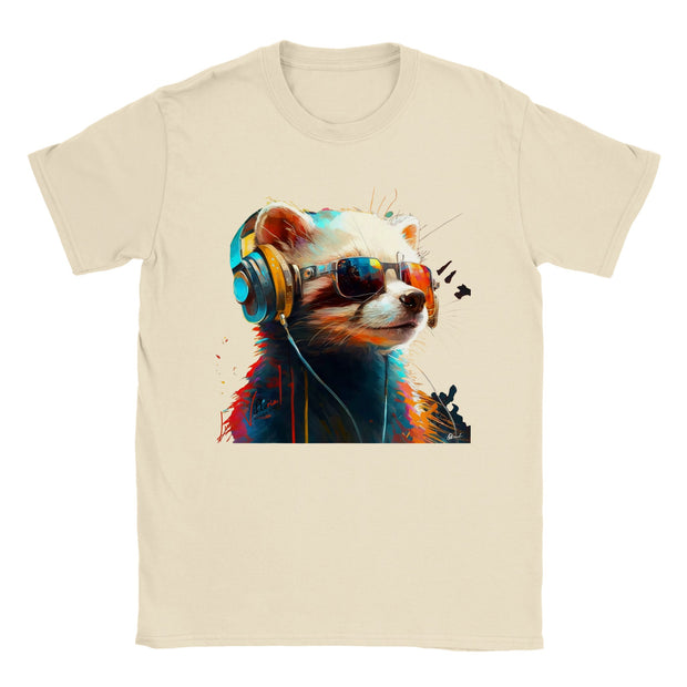 T-shirt unisexe tendance au design artistique. Furet avec lunettes. Luisa Viktoria