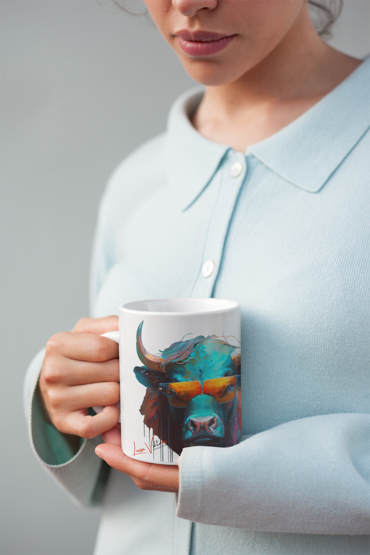 Tasse en céramique 11oz, Taureau avec lunettes de soleil, Cadeau design, par Luisa Viktoria